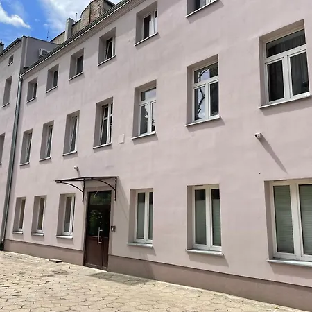 Aparthotel Cherry Legionow 24